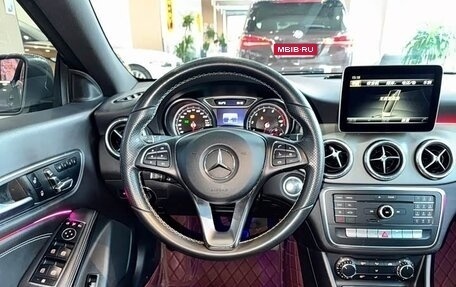 Mercedes-Benz CLA, 2017 год, 1 580 000 рублей, 11 фотография