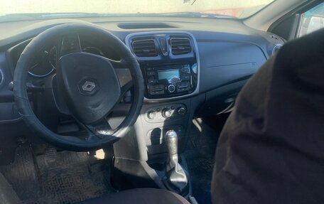 Renault Logan II, 2014 год, 615 000 рублей, 5 фотография