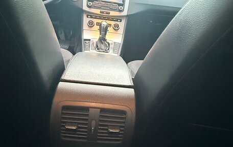 Volkswagen Passat B7, 2011 год, 730 000 рублей, 14 фотография