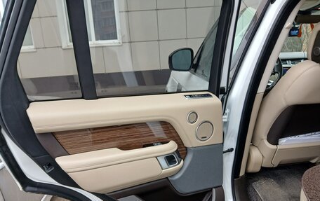 Land Rover Range Rover IV рестайлинг, 2018 год, 6 050 000 рублей, 15 фотография