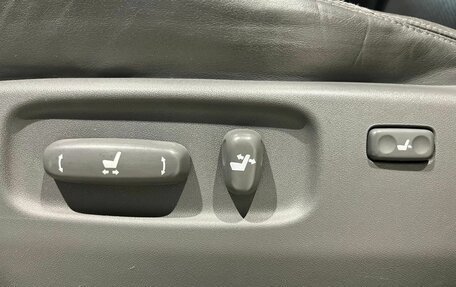 Toyota Land Cruiser Prado 120 рестайлинг, 2008 год, 2 241 000 рублей, 16 фотография