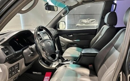 Toyota Land Cruiser Prado 120 рестайлинг, 2008 год, 2 241 000 рублей, 14 фотография