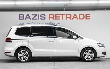 Volkswagen Sharan II, 2016 год, 1 629 000 рублей, 5 фотография