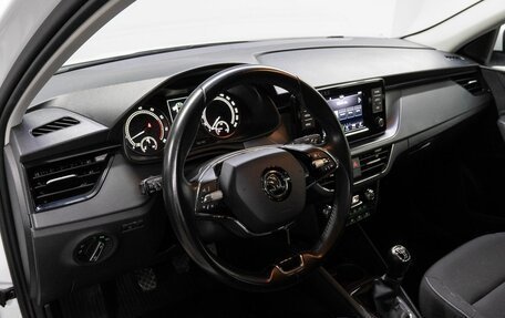 Skoda Rapid II, 2022 год, 1 474 000 рублей, 10 фотография