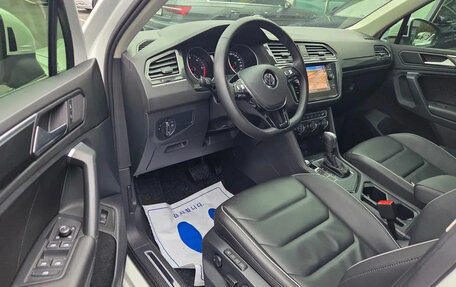 Volkswagen Tiguan II, 2020 год, 2 450 000 рублей, 6 фотография