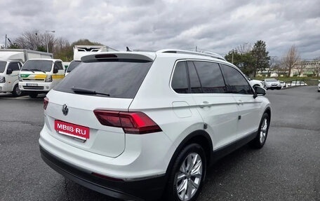 Volkswagen Tiguan II, 2020 год, 2 450 000 рублей, 3 фотография