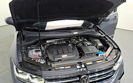 Volkswagen Tiguan II, 2024 год, 3 900 000 рублей, 11 фотография
