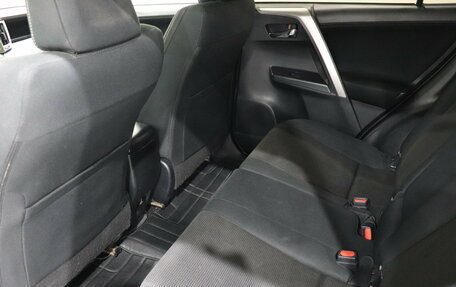 Toyota RAV4, 2015 год, 2 130 000 рублей, 18 фотография