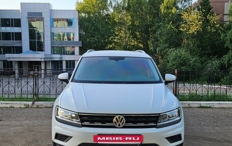 Volkswagen Tiguan II, 2017 год, 2 275 000 рублей, 2 фотография