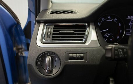 Skoda Rapid I, 2015 год, 1 060 000 рублей, 32 фотография