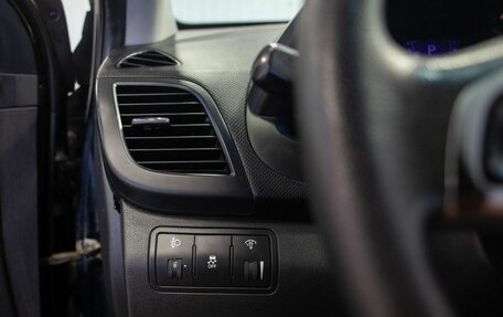 Hyundai Solaris II рестайлинг, 2012 год, 830 000 рублей, 33 фотография