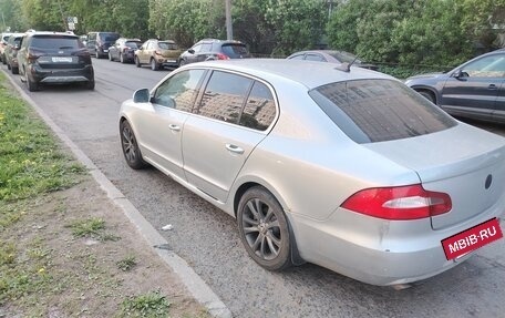 Skoda Superb III рестайлинг, 2009 год, 750 000 рублей, 5 фотография
