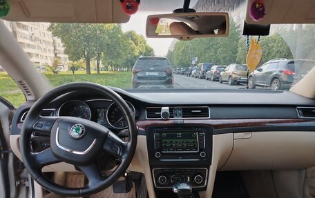 Skoda Superb III рестайлинг, 2009 год, 750 000 рублей, 13 фотография