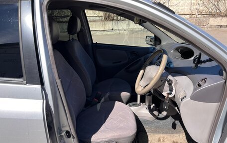 Toyota Platz, 2000 год, 290 000 рублей, 13 фотография