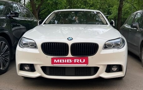 BMW 5 серия, 2012 год, 2 800 000 рублей, 2 фотография
