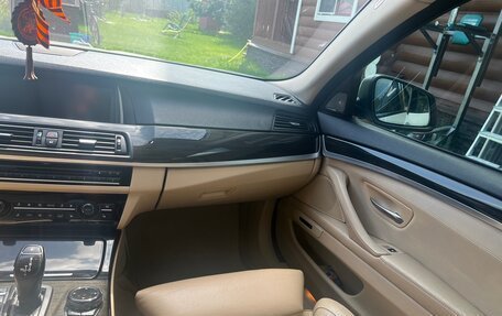 BMW 5 серия, 2012 год, 2 800 000 рублей, 12 фотография