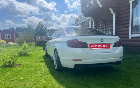 BMW 5 серия, 2012 год, 2 800 000 рублей, 4 фотография