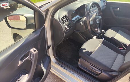 Volkswagen Polo VI (EU Market), 2012 год, 750 000 рублей, 7 фотография
