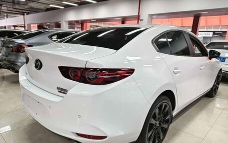 Mazda 3, 2025 год, 1 930 000 рублей, 2 фотография