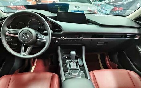 Mazda 3, 2025 год, 1 930 000 рублей, 10 фотография