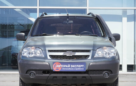 Chevrolet Niva I рестайлинг, 2015 год, 695 000 рублей, 2 фотография