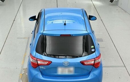 Toyota Vitz, 2017 год, 780 010 рублей, 8 фотография