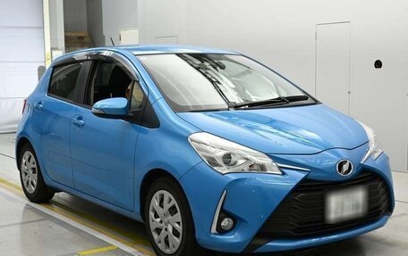 Toyota Vitz, 2017 год, 780 010 рублей, 6 фотография