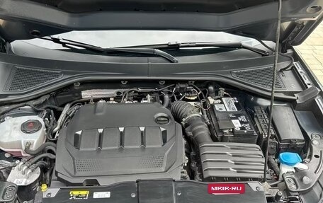 Volkswagen T-Roc I, 2021 год, 2 900 000 рублей, 12 фотография