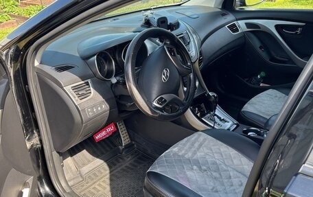 Hyundai Elantra V, 2012 год, 650 000 рублей, 5 фотография