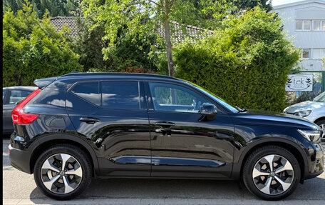 Volvo XC40 I, 2023 год, 2 762 627 рублей, 10 фотография