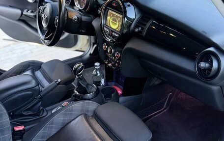 MINI Hatch, 2015 год, 1 890 000 рублей, 6 фотография