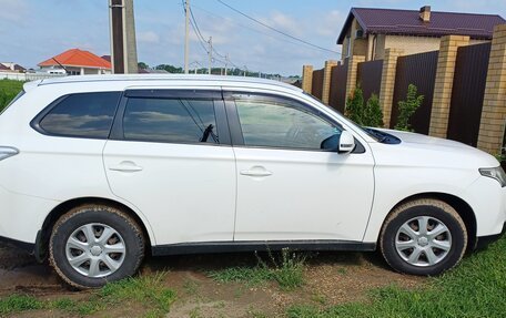 Mitsubishi Outlander III рестайлинг 3, 2012 год, 930 000 рублей, 3 фотография