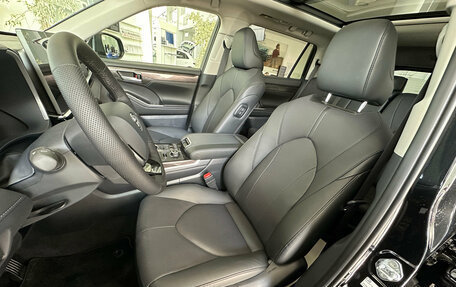 Toyota Highlander, 2026 год, 5 700 000 рублей, 9 фотография