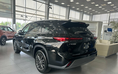 Toyota Highlander, 2026 год, 5 700 000 рублей, 6 фотография