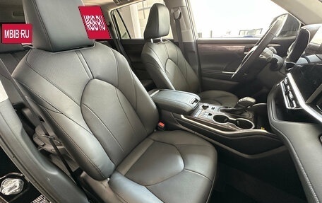 Toyota Highlander, 2026 год, 5 700 000 рублей, 10 фотография