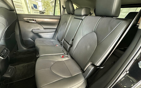 Toyota Highlander, 2026 год, 5 700 000 рублей, 26 фотография