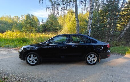 Volkswagen Jetta VI, 2013 год, 1 000 000 рублей, 2 фотография
