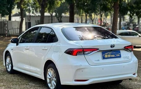 Toyota Corolla, 2021 год, 1 370 000 рублей, 6 фотография