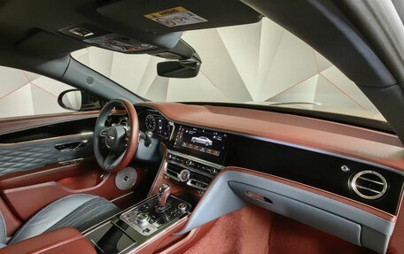Bentley Flying Spur, 2022 год, 21 995 000 рублей, 13 фотография