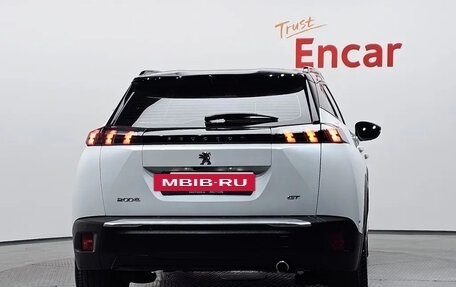 Peugeot 2008 II, 2021 год, 1 900 000 рублей, 4 фотография