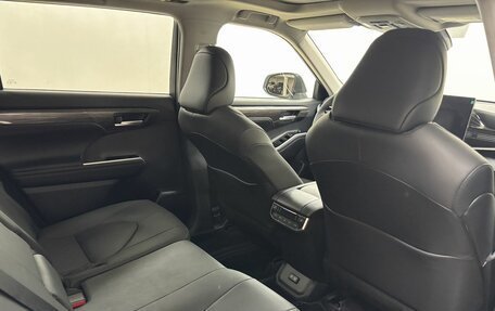Toyota Highlander, 2025 год, 5 450 000 рублей, 13 фотография