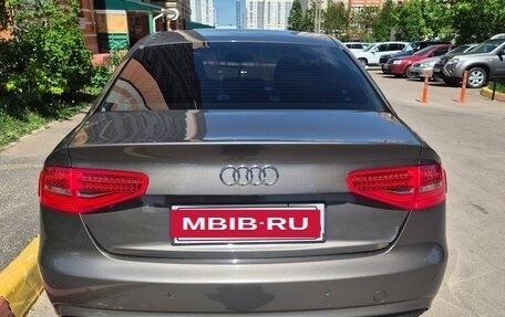 Audi A4, 2015 год, 1 290 000 рублей, 5 фотография