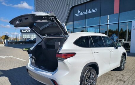 Toyota Highlander, 2026 год, 5 590 000 рублей, 15 фотография