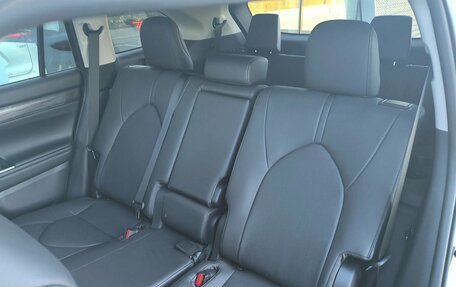 Toyota Highlander, 2026 год, 5 590 000 рублей, 27 фотография