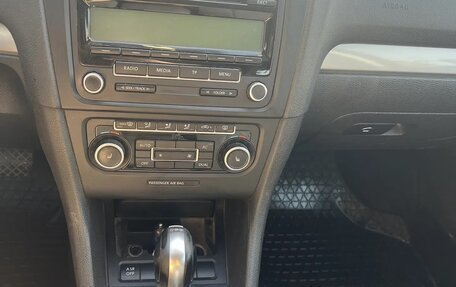 Volkswagen Golf VI, 2011 год, 750 000 рублей, 10 фотография