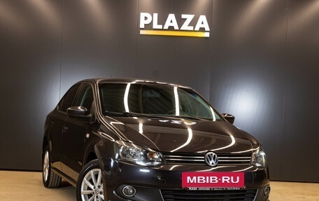 Volkswagen Polo VI (EU Market), 2015 год, 799 000 рублей, 2 фотография