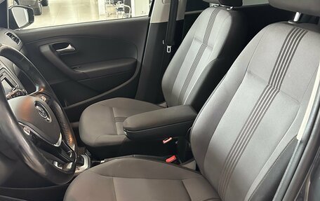 Volkswagen Polo VI (EU Market), 2016 год, 1 064 000 рублей, 13 фотография