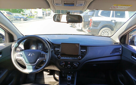 Hyundai Solaris II рестайлинг, 2021 год, 1 730 000 рублей, 17 фотография