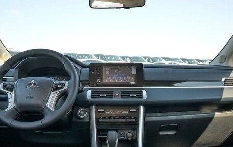 Mitsubishi Xpander, 2026 год, 2 427 000 рублей, 16 фотография