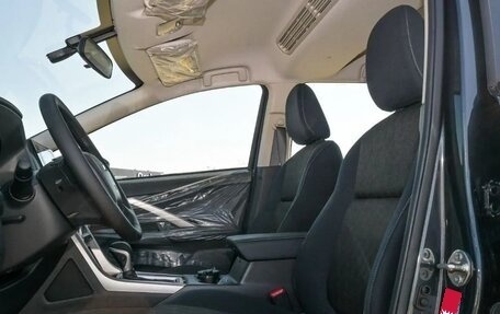 Mitsubishi Xpander, 2026 год, 2 427 000 рублей, 19 фотография